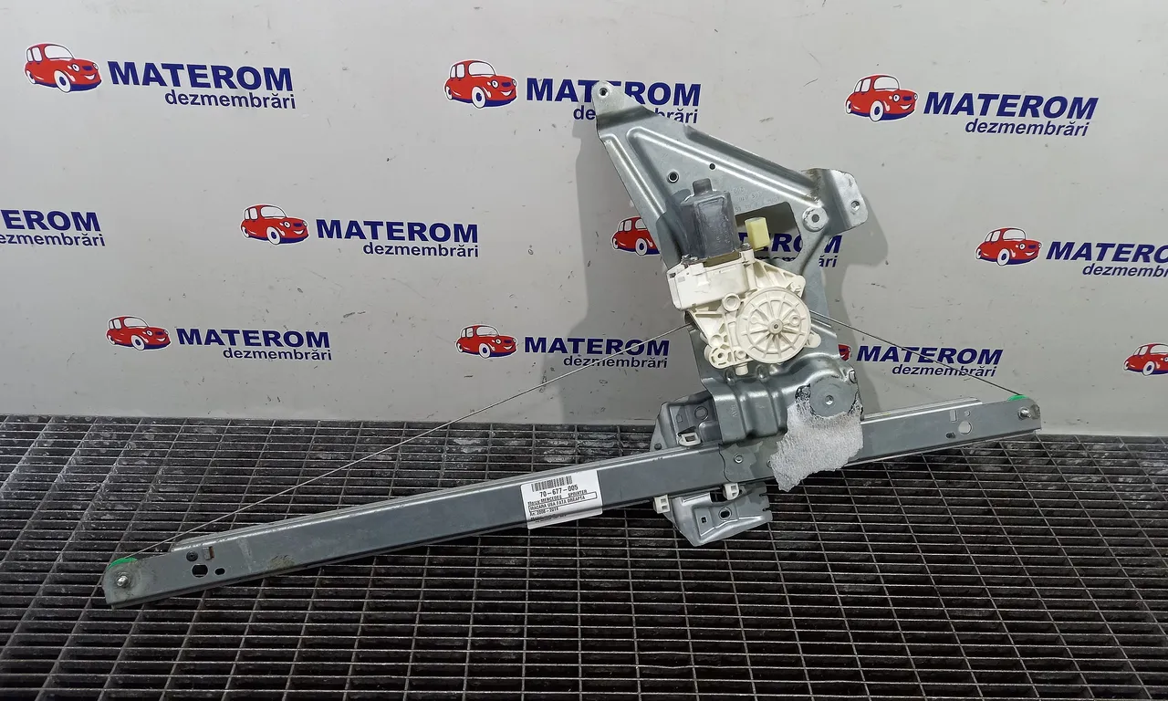 MACARA USA FATA DREAPTA MERCEDES SPRINTER bus 2006-2020