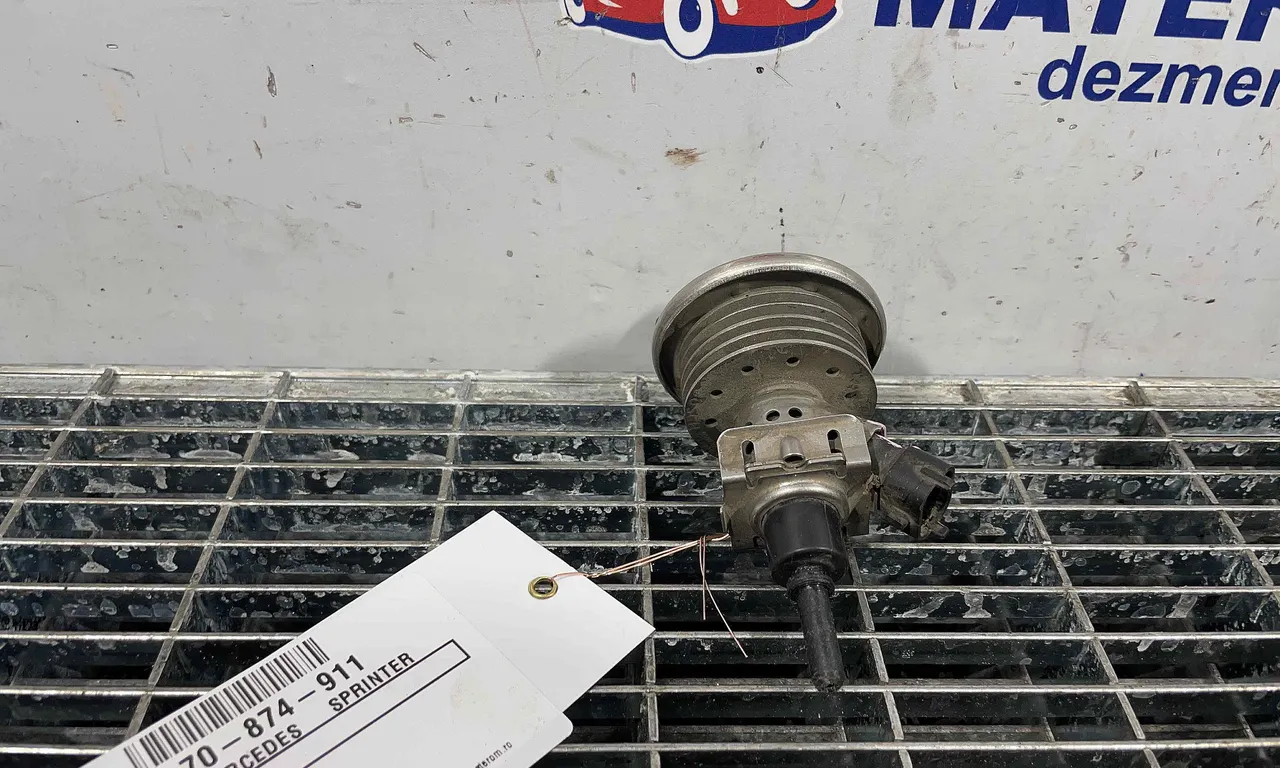 INJECTOR MERCEDES SPRINTER bus 2006-2020