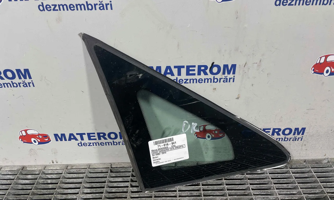 GEAM CAROSERIE FATA DREAPTA MERCEDES VITO bus 2003-2010