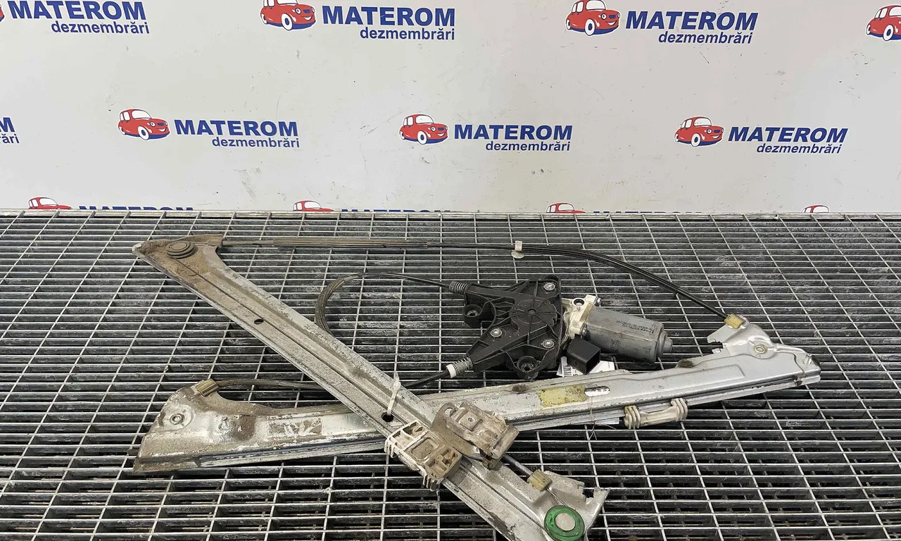 MACARA USA FATA STANGA MERCEDES VITO bus 2003-2014