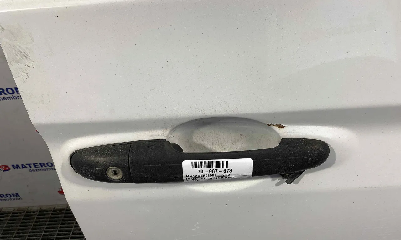 MANER USA SPATE DREAPTA MERCEDES VITO bus 2003-2014