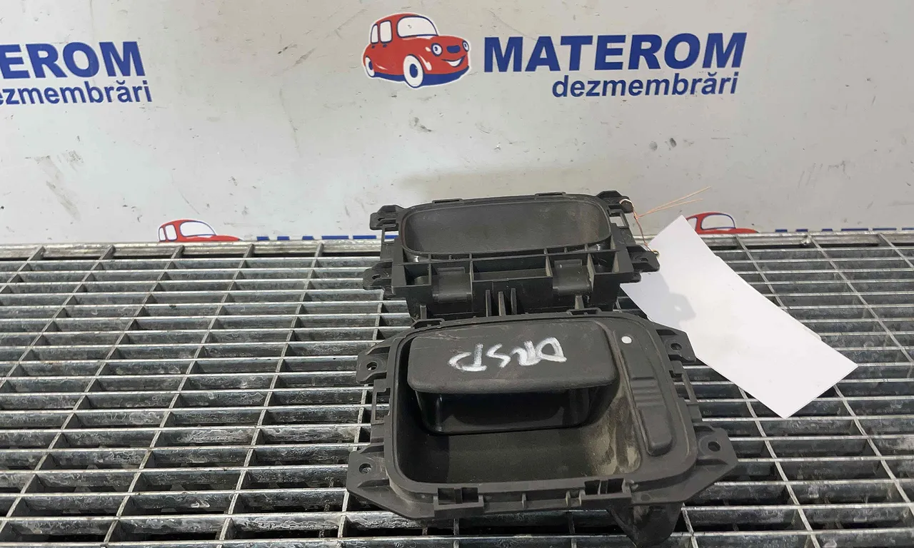 MANER USA SPATE DREAPTA MERCEDES VITO bus 2003-2014