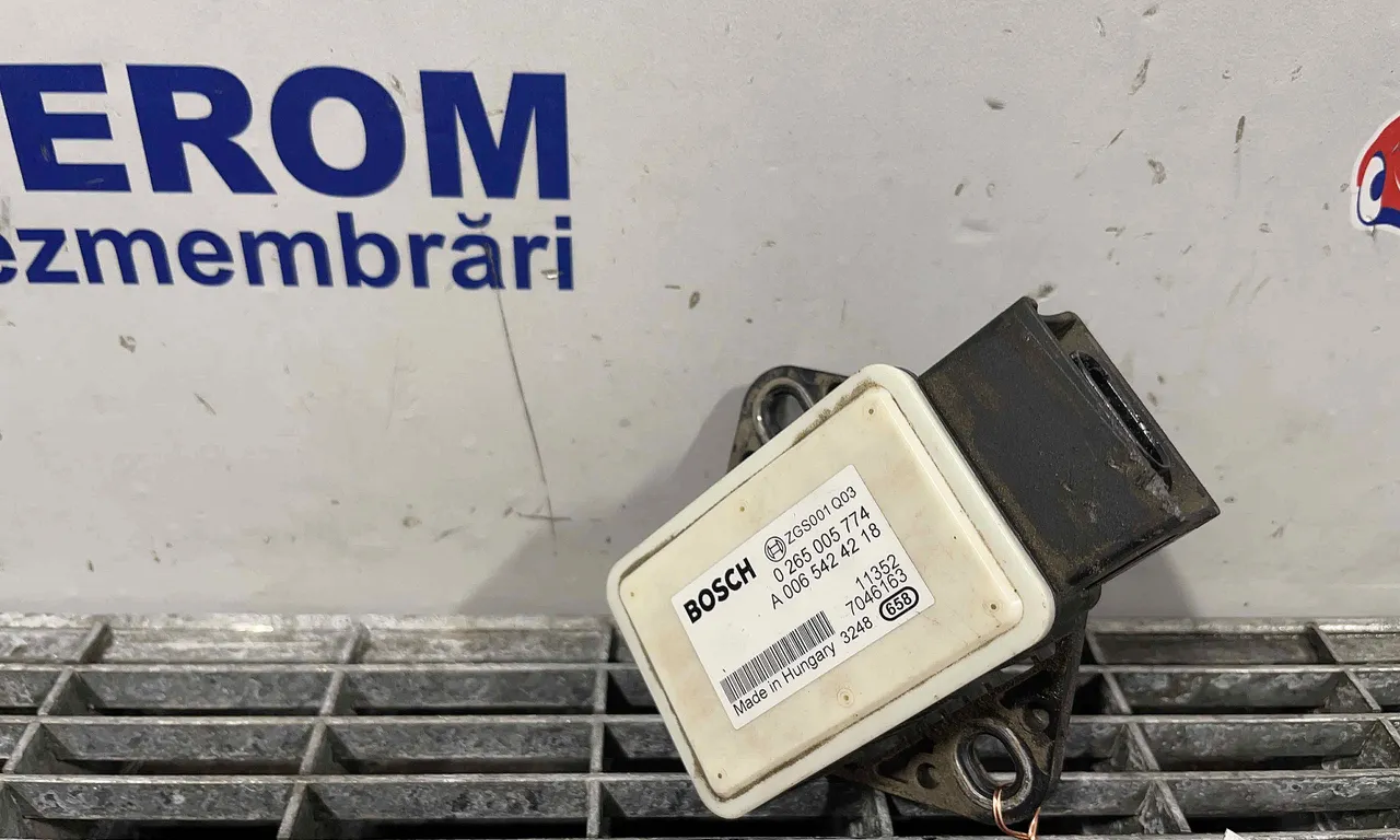 SENZOR ESP MERCEDES VITO bus 2003-2014