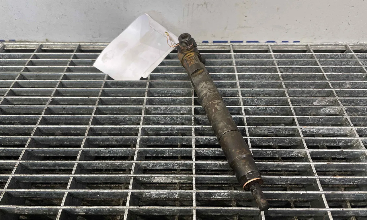 INJECTOR MERCEDES VITO bus 2003-2014