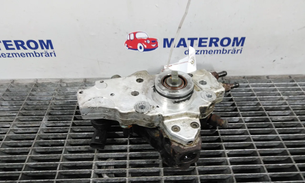 POMPA INALTA PRESIUNE MERCEDES VITO bus 2003-2010