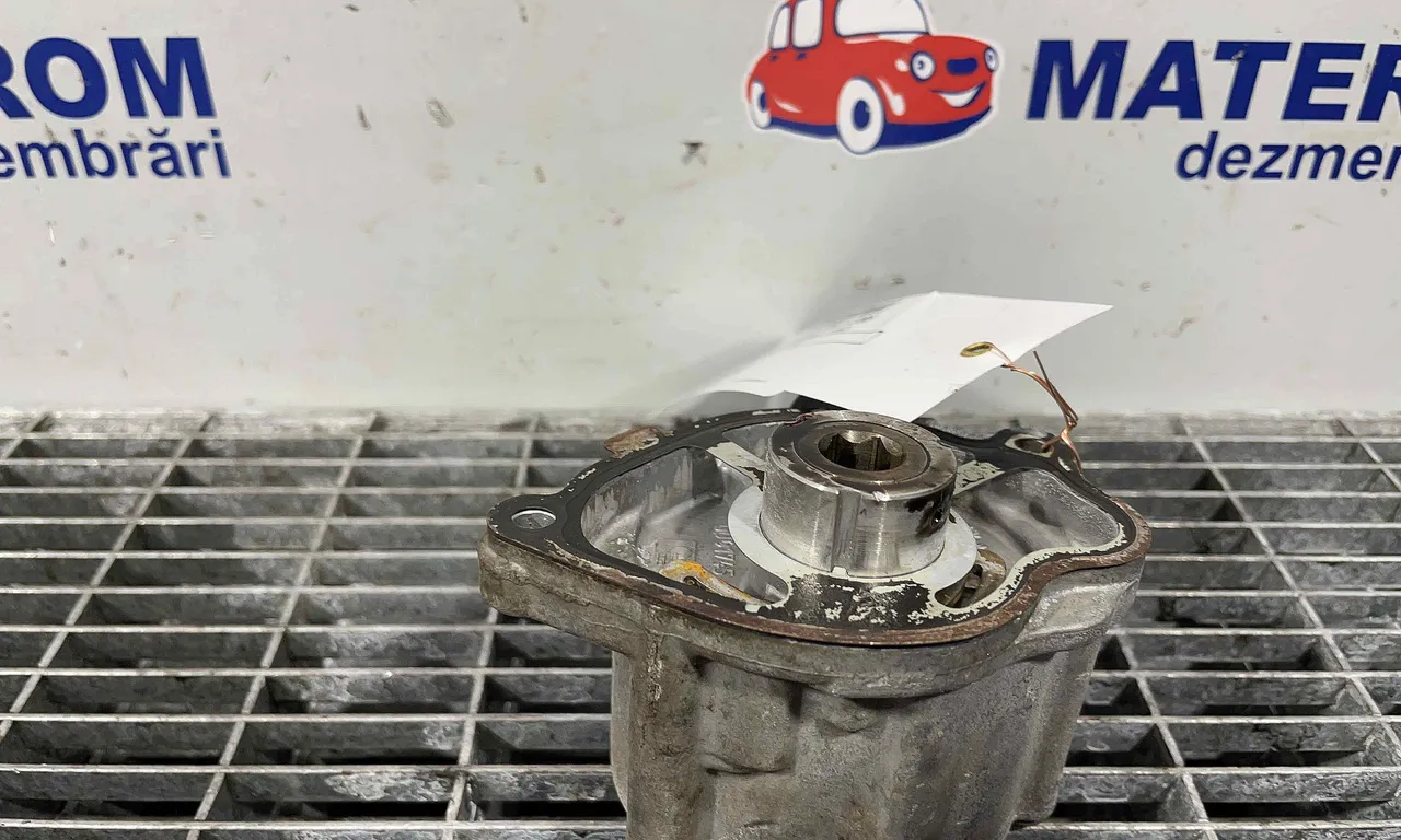 POMPA VACUUM MERCEDES VITO bus 2003-2014