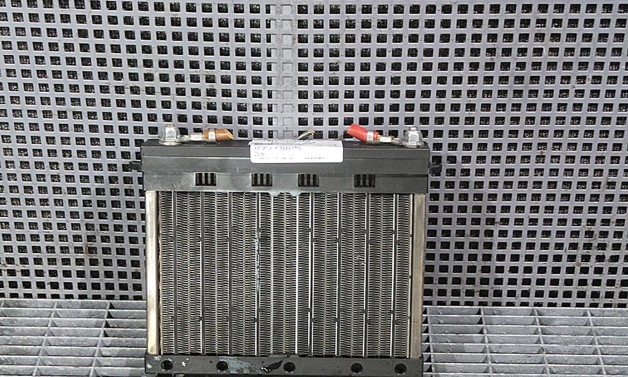 RADIATOR INCALZIRE MERCEDES VITO bus 2003-2010