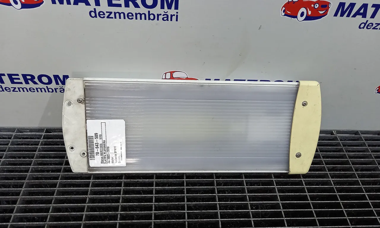 LAMPA PLAFONIERA MERCEDES VITO / MIXTO 2003-2010