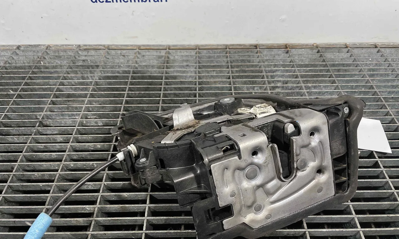 INCUIETOARE USA FATA DREAPTA MINI MINI CLUBMAN 2014-2018