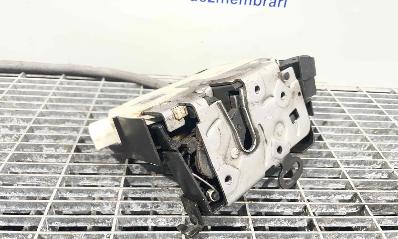INCUIETOARE USA FATA DREAPTA MINI MINI CLUBMAN 2006-2015