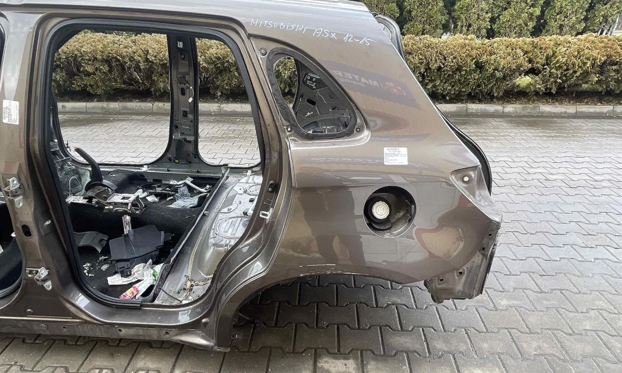 ARIPA SPATE STANGA MITSUBISHI ASX 2009-2016