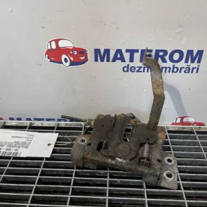 INCUIETOARE CAPOTA FATA
