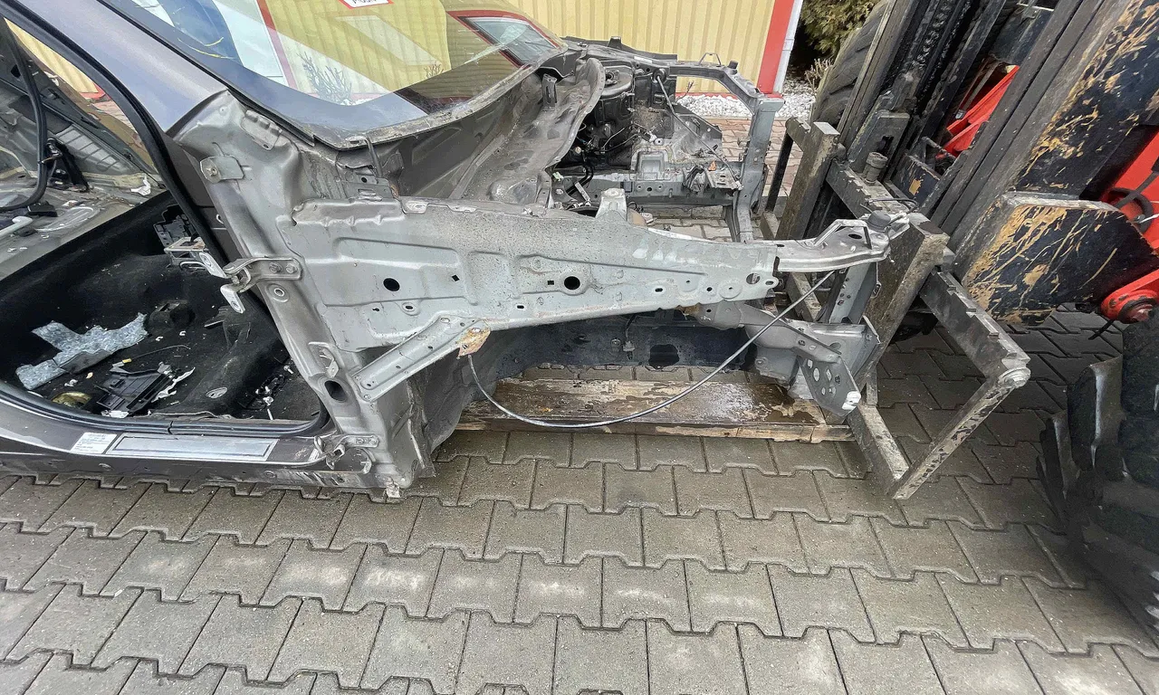 LONJERON DREAPTA MITSUBISHI ASX 2009-2016
