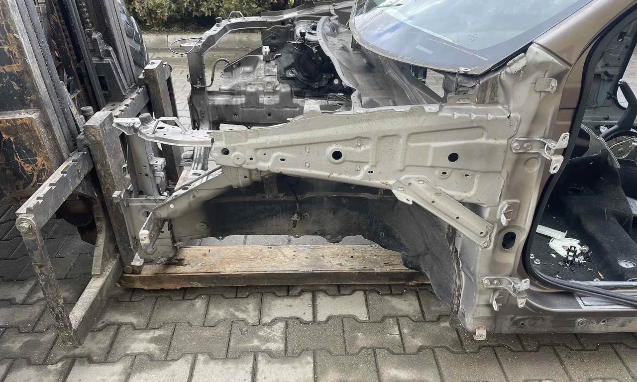 LONJERON STANGA MITSUBISHI ASX 2009-2016