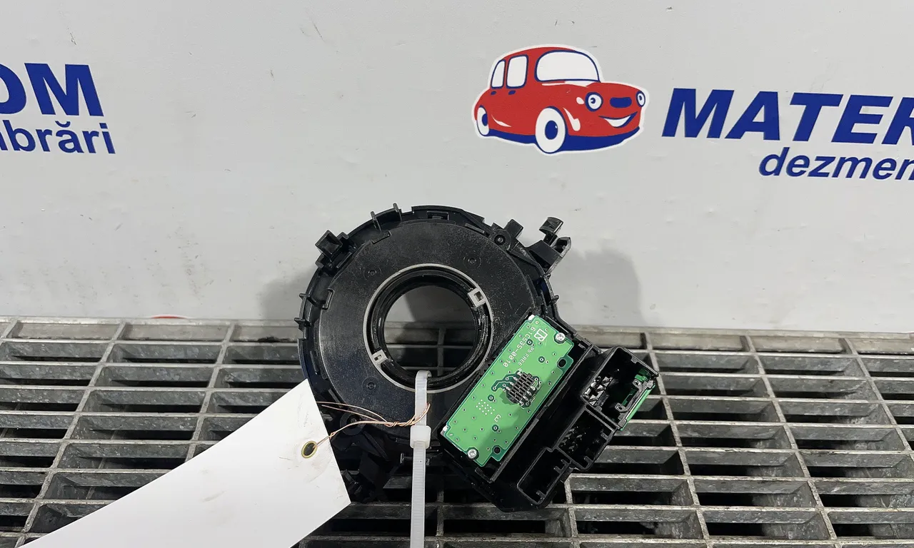 CONTACT MOBIL VOLAN MITSUBISHI ASX 2009-2016