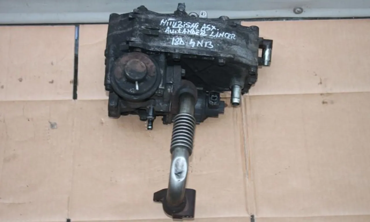 EGR cu racitor MITSUBISHI ASX 2009-null