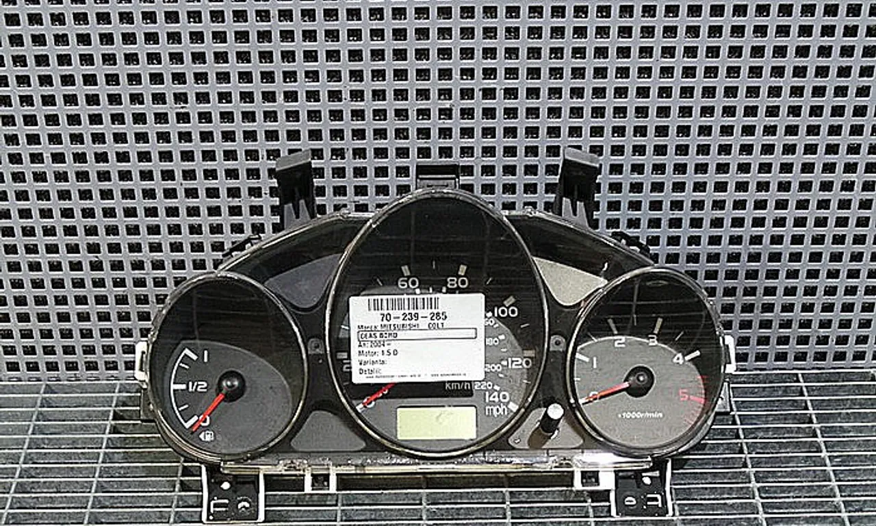 CEAS BORD MITSUBISHI COLT VI 2002-2012