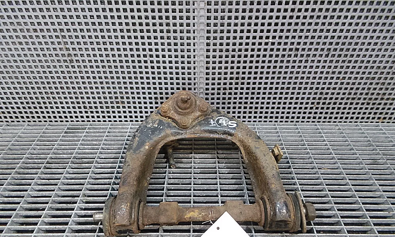 BRAT FATA SUPERIOR STANGA MITSUBISHI L200 1996-2011