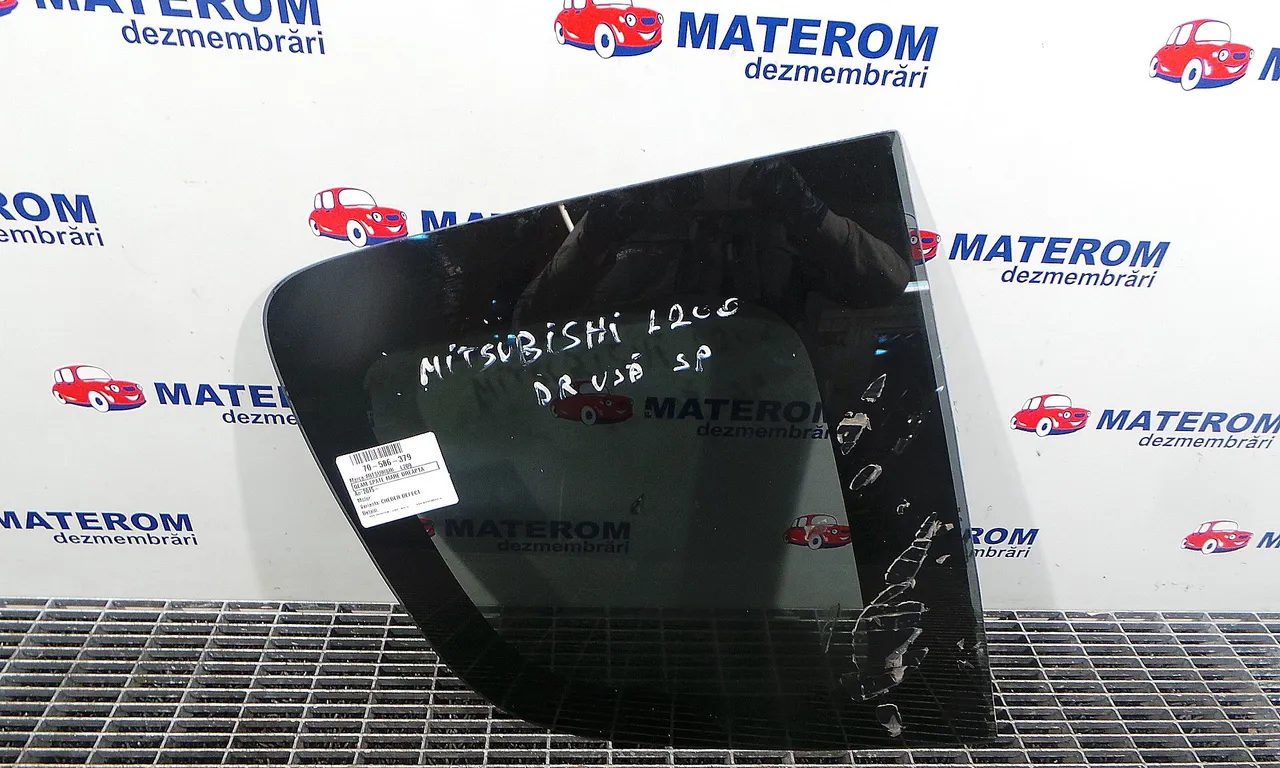 GEAM SPATE MARE DREAPTA MITSUBISHI L200 2015-2019