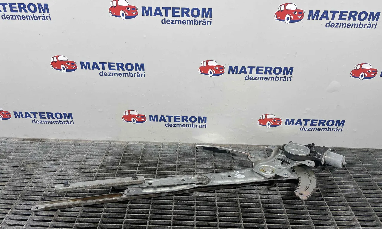 MACARA USA FATA DREAPTA MITSUBISHI L200 2015-2019