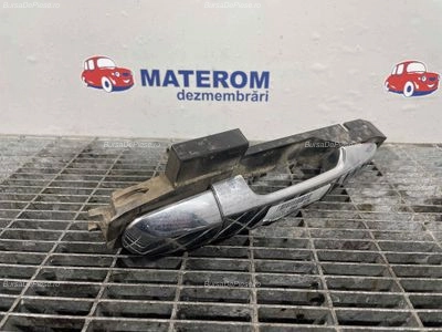 MANER USA SPATE DREAPTA MITSUBISHI L200 2.4 D 2015-2019 oe 5716A587, vedere frontata