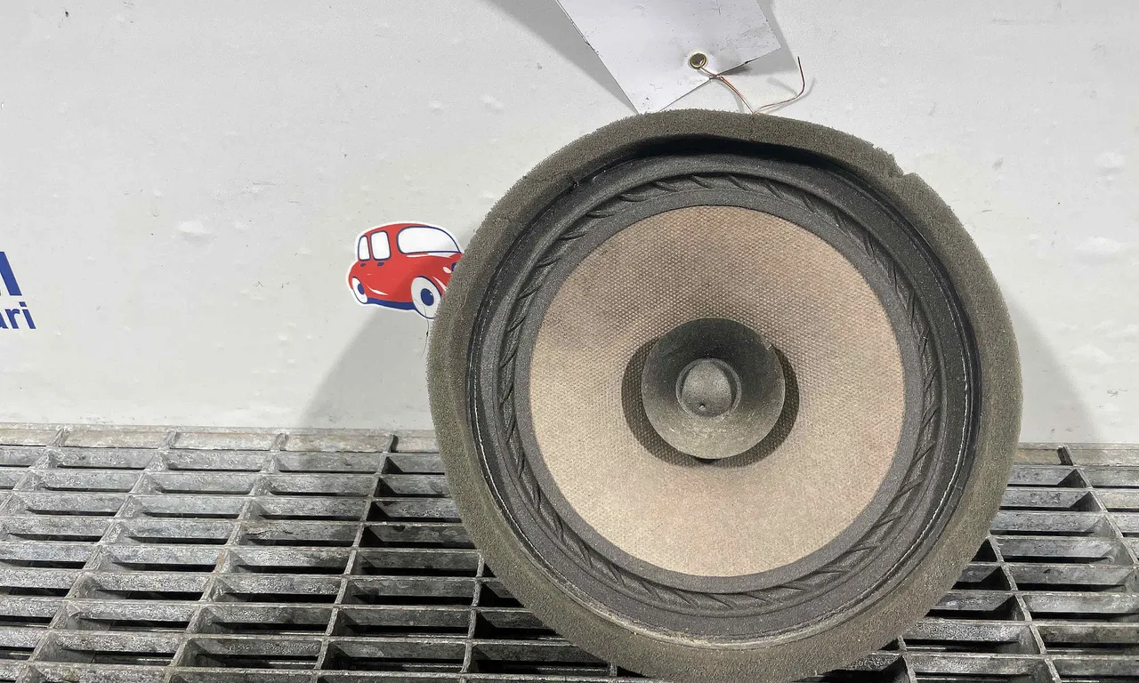 DIFUZOR AUDIO MITSUBISHI L200 2015-2019