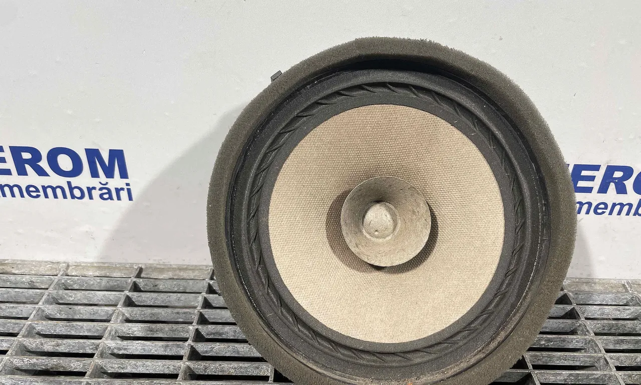 DIFUZOR AUDIO MITSUBISHI L200 2015-2019