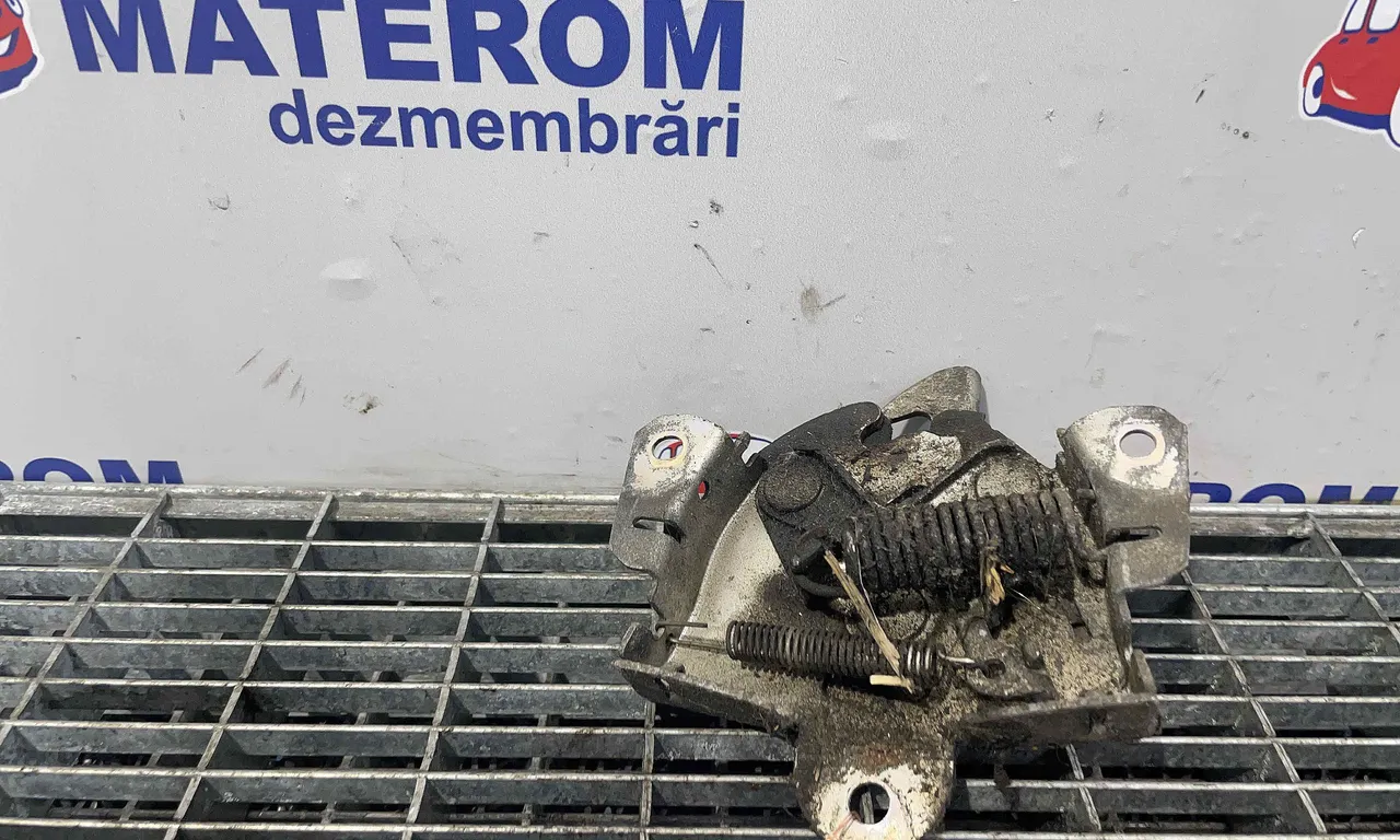 INCUIETOARE CAPOTA FATA MITSUBISHI L200 / TRITON 2004-2018