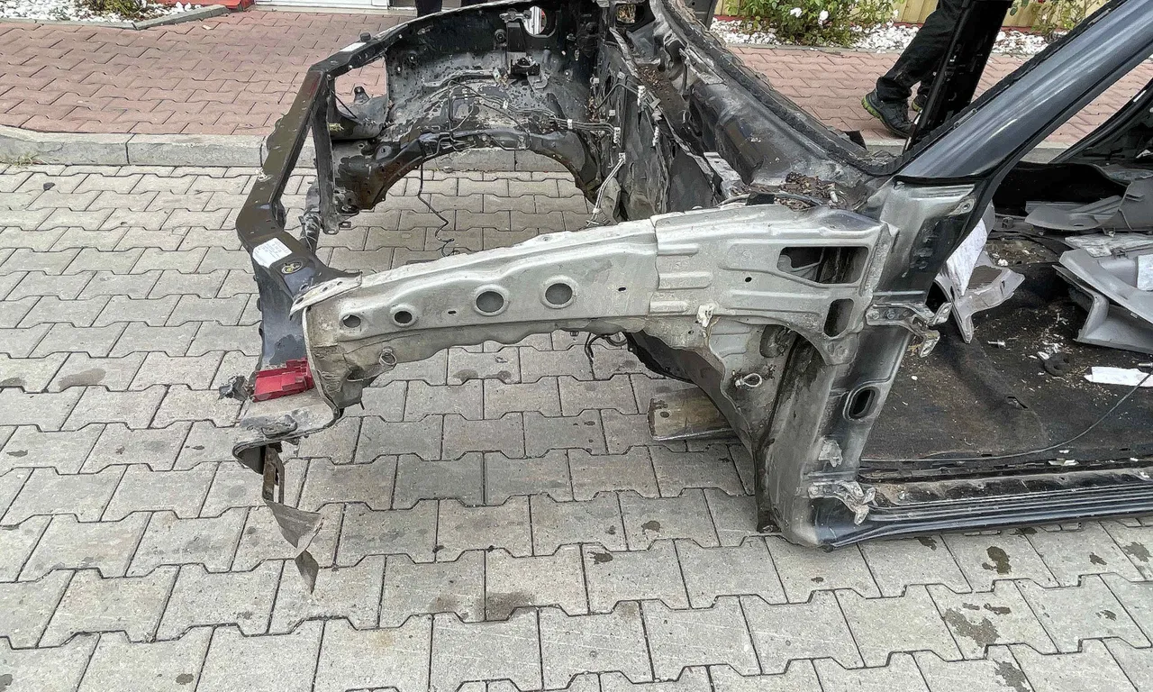 LONJERON STANGA MITSUBISHI L200 / TRITON 2004-2018