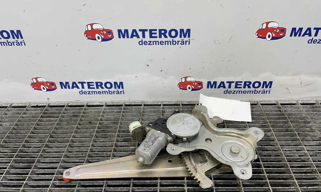 MACARA USA SPATE DREAPTA MITSUBISHI L200 / TRITON 2004-2018