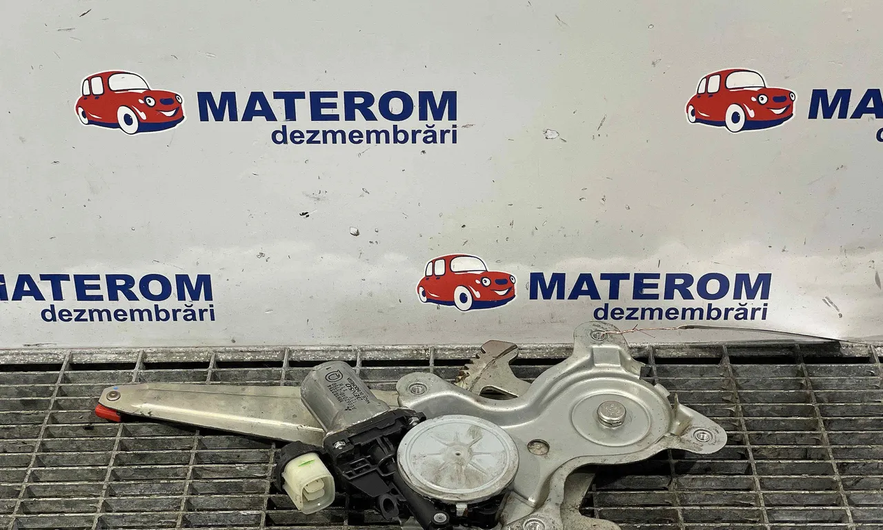MACARA USA SPATE STANGA MITSUBISHI L200 / TRITON 2004-2018