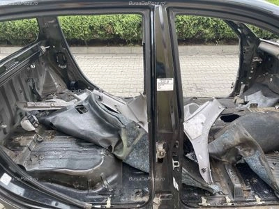 STALP MIJLOC DREAPTA MITSUBISHI L200 / TRITON 2.5 2004-2018 oe 5312A260, vedere frontata STALP MIJLOC DREAPTA MITSUBISHI L200 / TRITON 2.5 2004-2018 oe 5312A260, vedere frontata