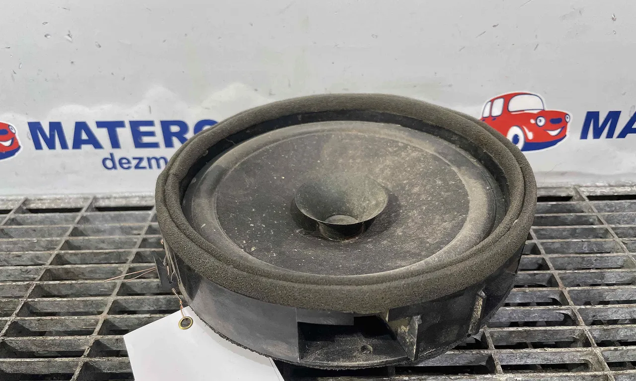 DIFUZOR AUDIO MITSUBISHI L200 / TRITON 2004-2018