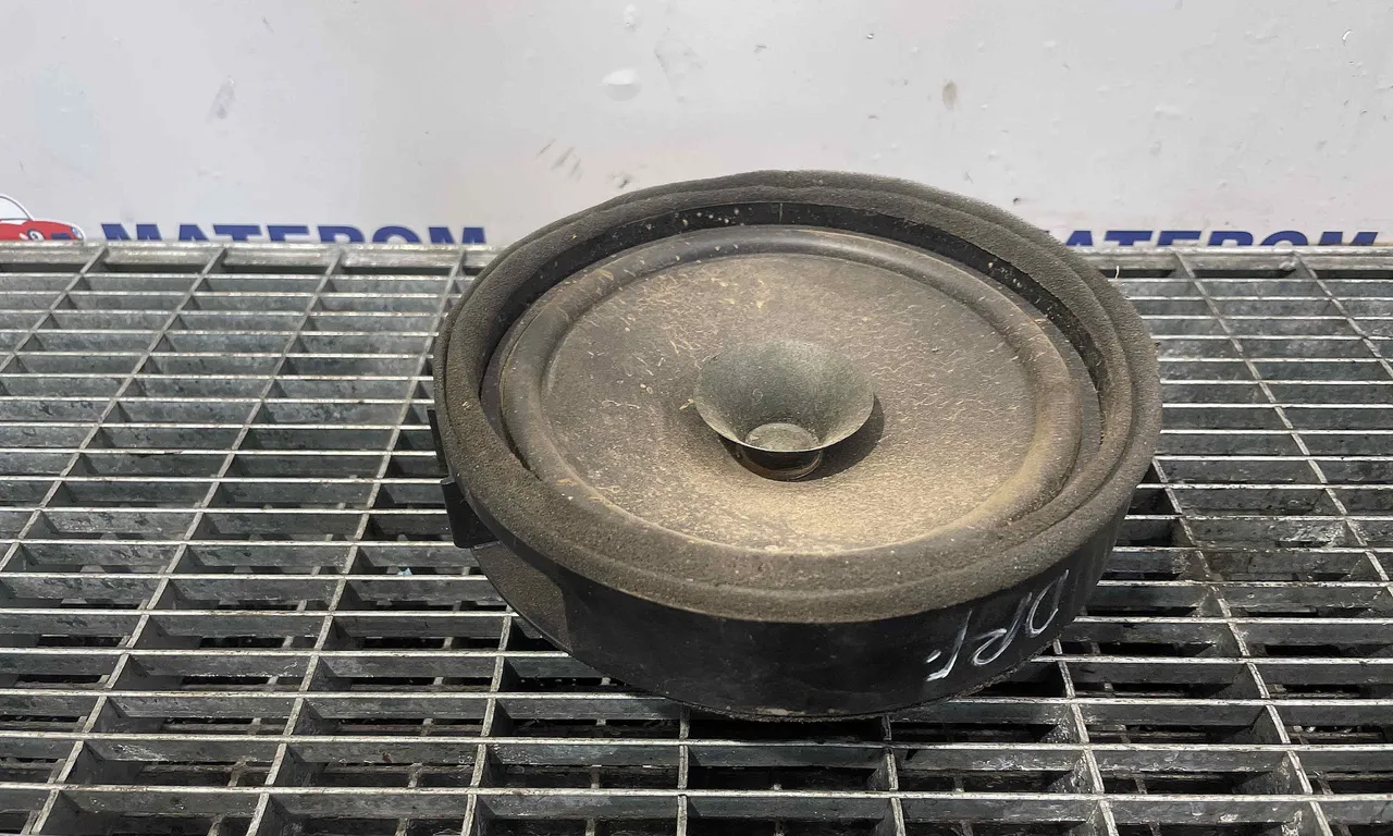 DIFUZOR AUDIO MITSUBISHI L200 / TRITON 2004-2018
