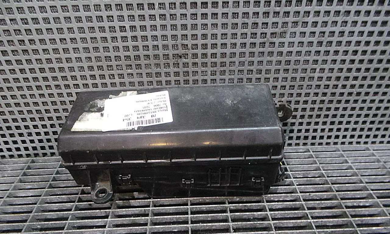 TABLOU SIGURANTE MITSUBISHI L200 / TRITON 2004-2018