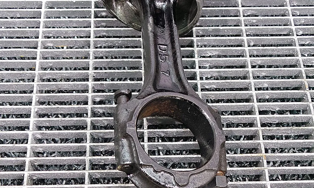 BIELA MOTOR MITSUBISHI L200 / TRITON 2006-2015
