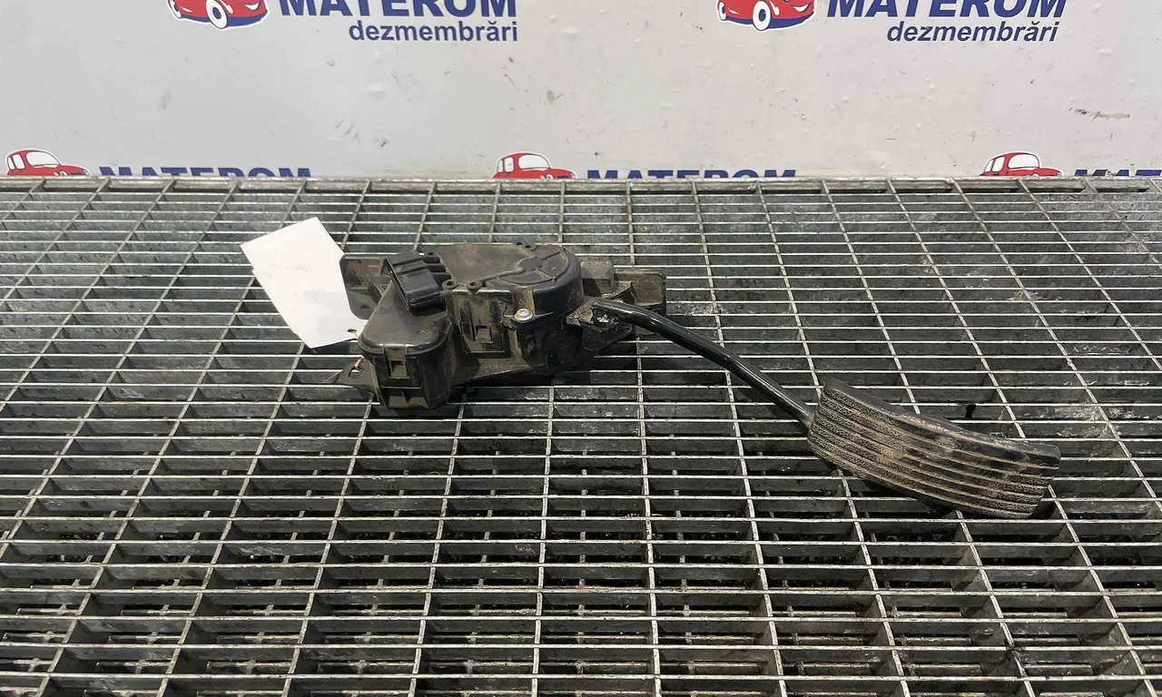 PEDALA ACCELERATIE MITSUBISHI L200 / TRITON 2004-2018