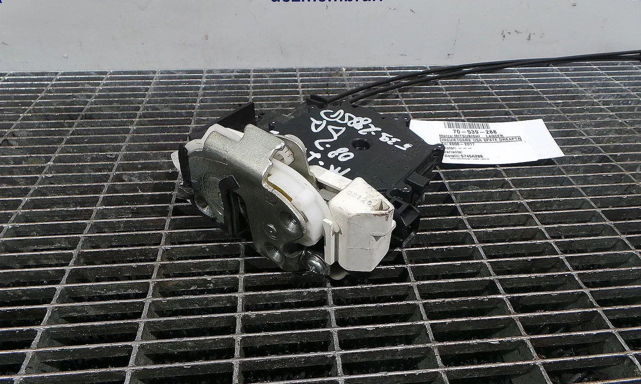 INCUIETOARE USA SPATE DREAPTA MITSUBISHI LANCER VIII Cargo 2007-2017