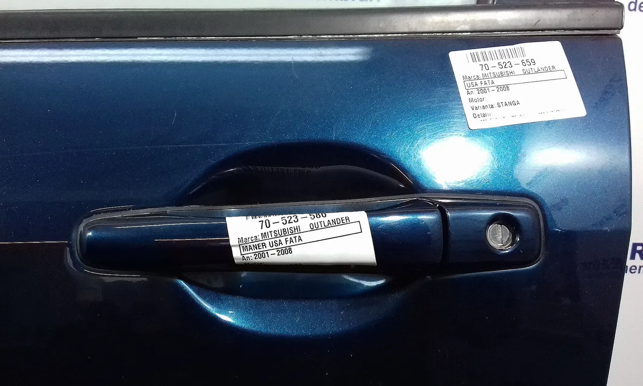 MANER USA FATA STANGA MITSUBISHI OUTLANDER I 2001-2008
