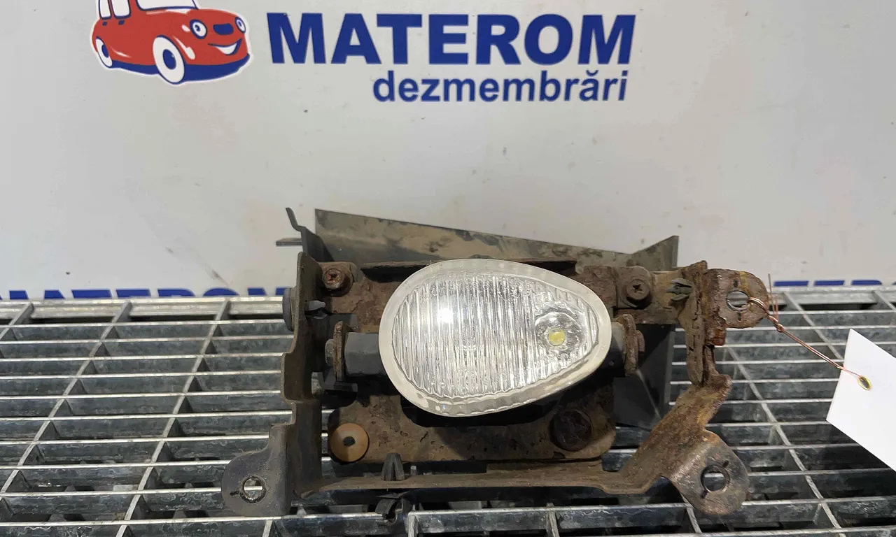 HALOGEN DREAPTA MITSUBISHI OUTLANDER I 2001-2008