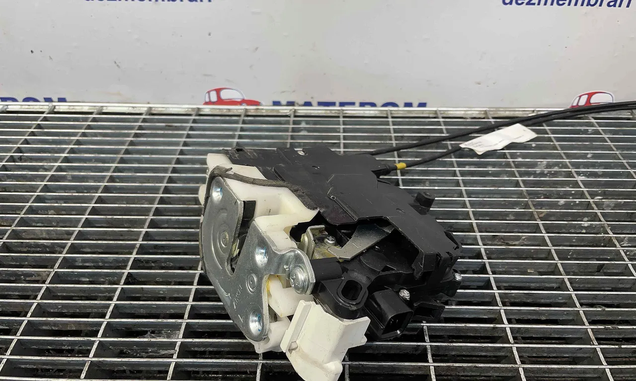 INCUIETOARE USA FATA STANGA MITSUBISHI OUTLANDER II 2005-2012