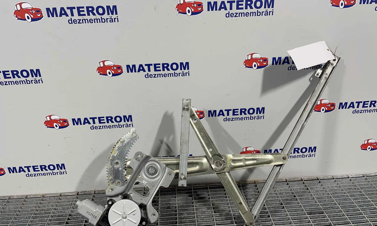 MACARA USA FATA DREAPTA MITSUBISHI OUTLANDER II 2005-2012