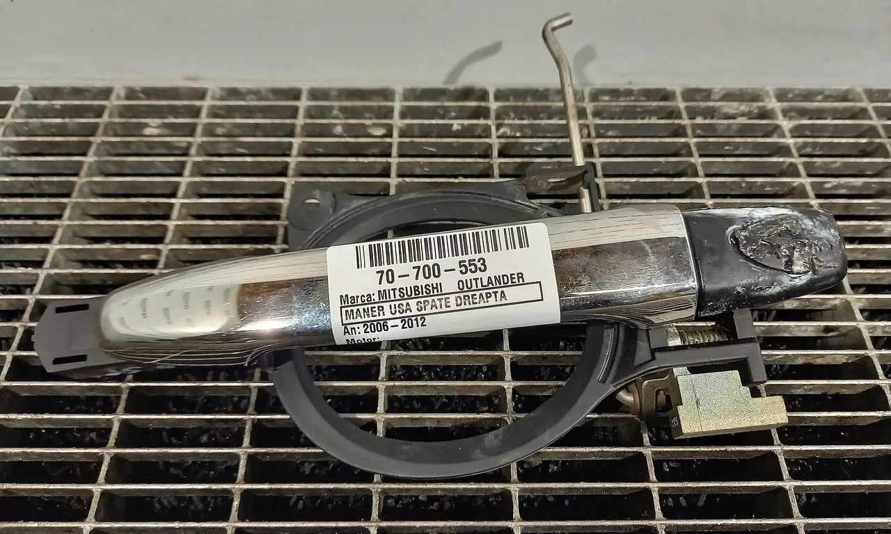 MANER USA SPATE DREAPTA MITSUBISHI OUTLANDER II 2005-2012