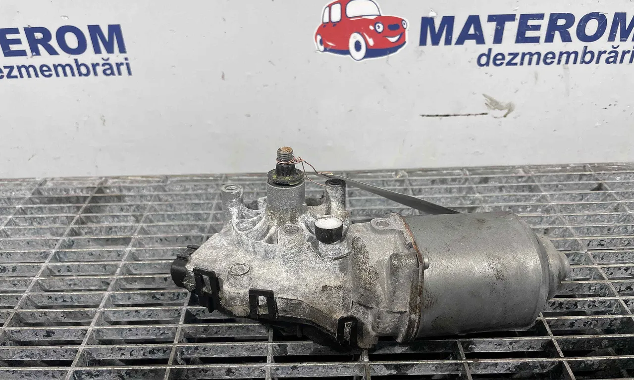 MOTORAS STERGATOR PARBRIZ MITSUBISHI OUTLANDER II 2005-2012