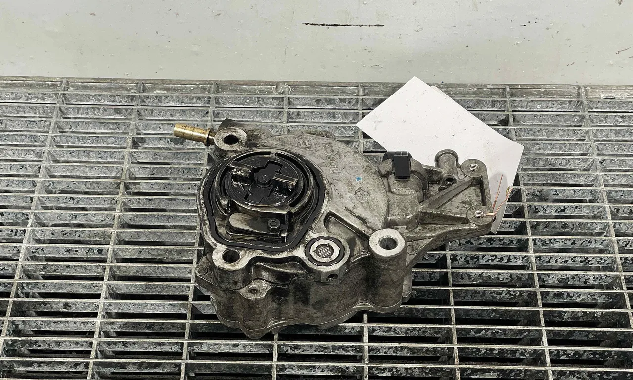 POMPA VACUUM MITSUBISHI OUTLANDER II 2005-2012