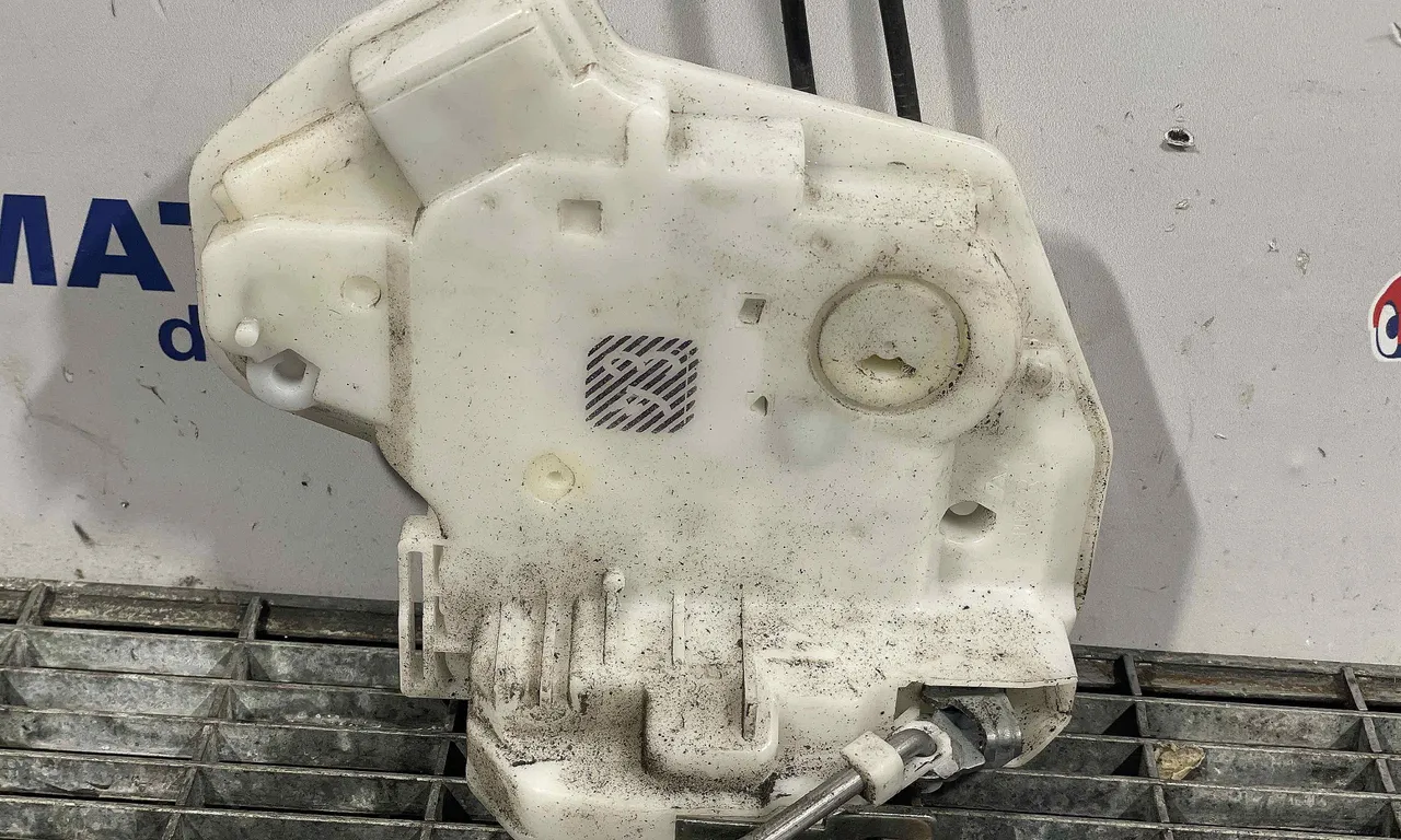 INCUIETOARE USA SPATE DREAPTA MITSUBISHI OUTLANDER III 2010-2022