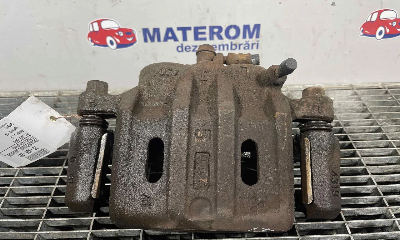 ETRIER FATA STANGA MITSUBISHI OUTLANDER III 2010-2022