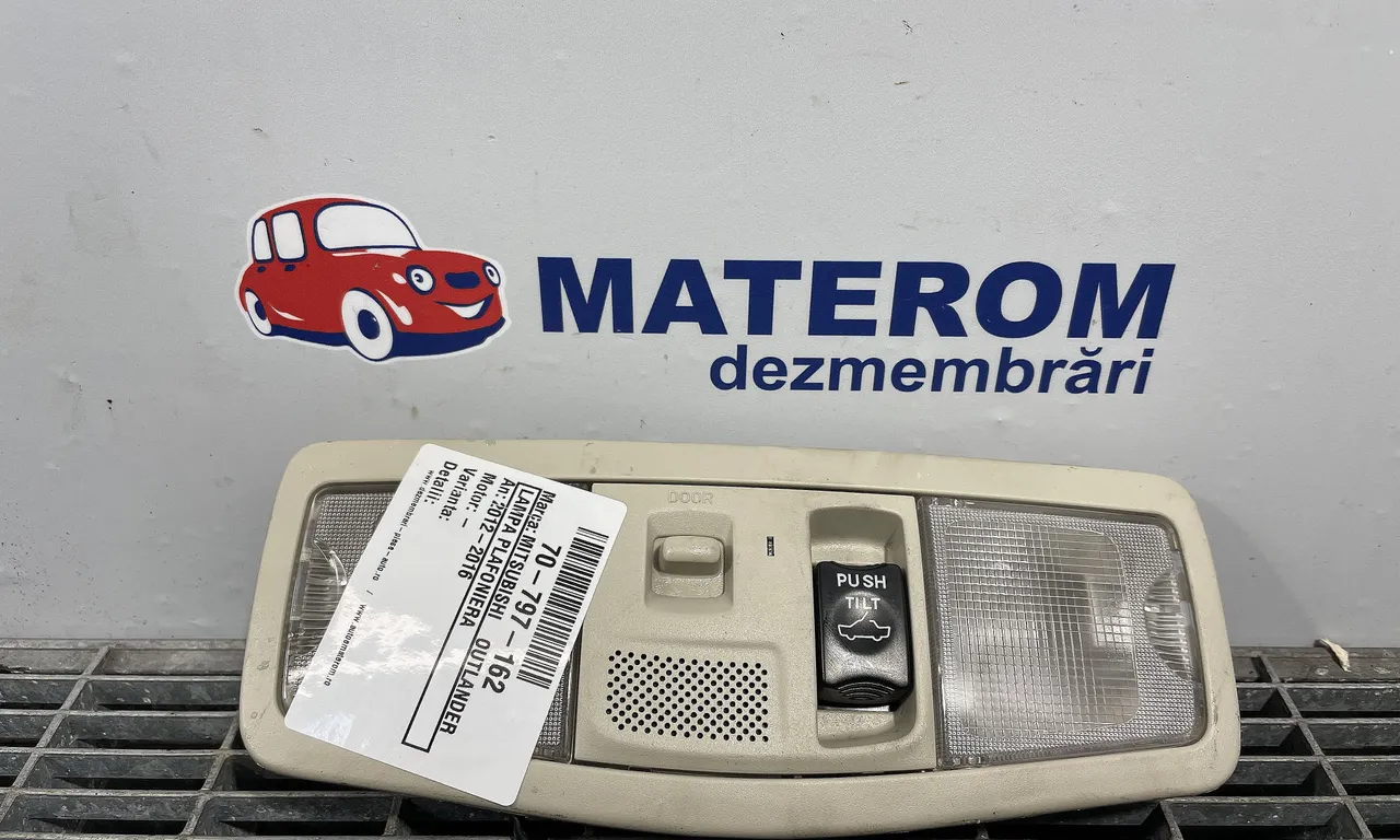 LAMPA PLAFONIERA MITSUBISHI OUTLANDER III 2010-2022