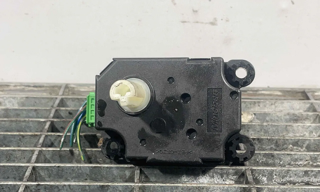 MOTORAS CLAPETA INCALZIRE MITSUBISHI OUTLANDER III 2010-2022