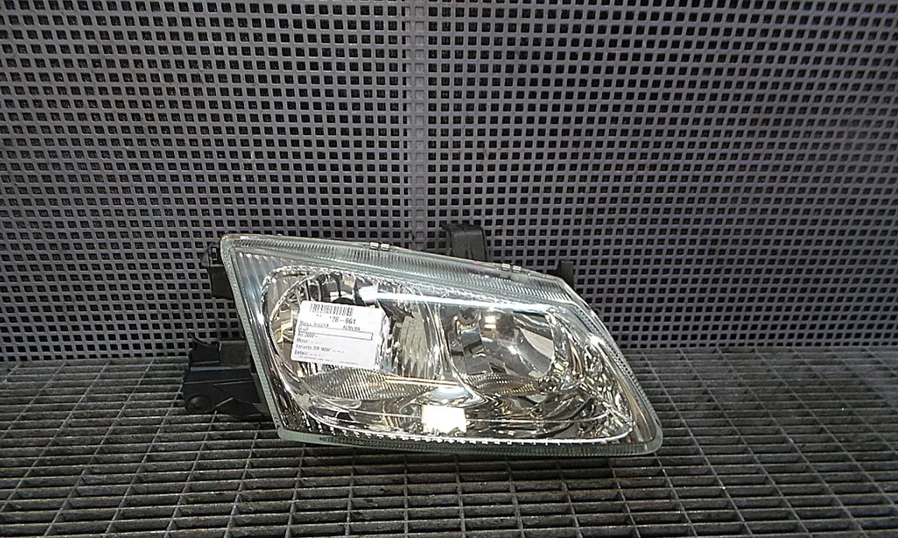 FAR DREAPTA NISSAN ALMERA II 2000-2006